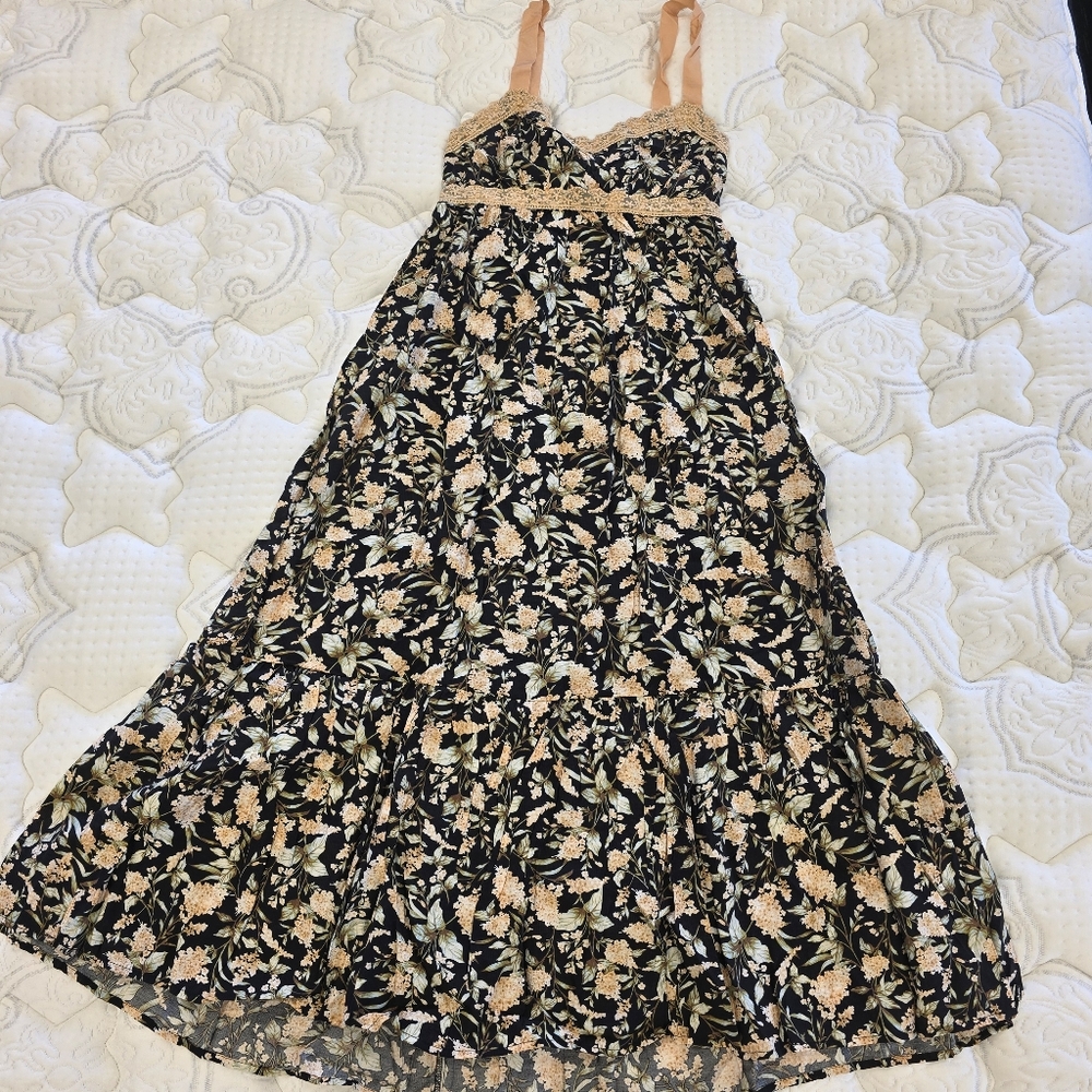 Mine Women's Black Ditzy Floral Printed Maxi Dress W Lace Trim Straps Size Large